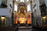 Ołtarz w bardzkiej bazylice. Fot. Waldemar Brygier