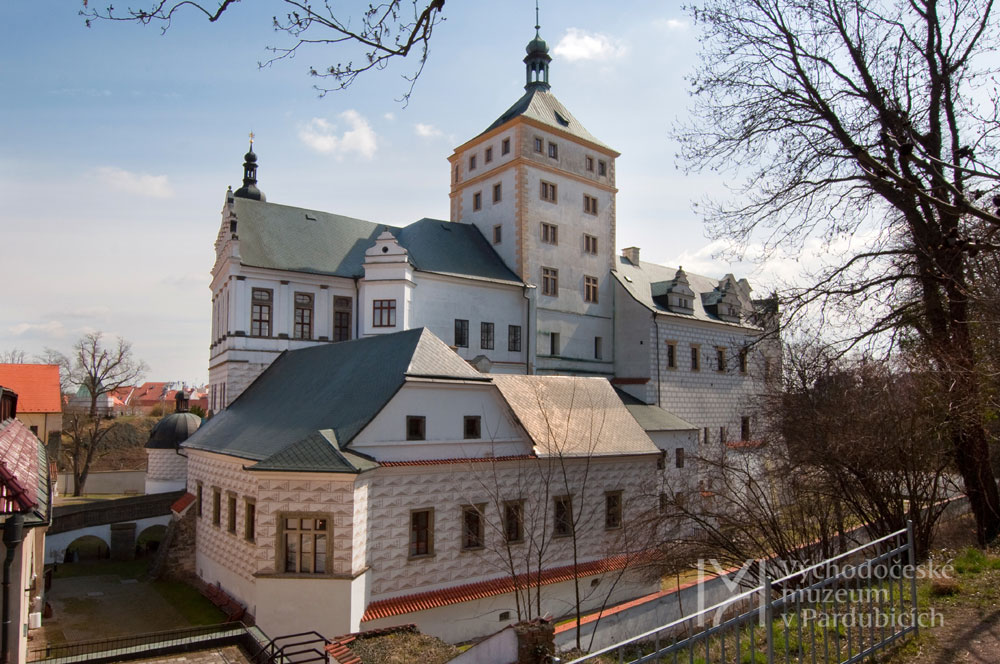 pardubice_zamek_01.jpg
