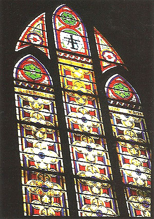 Witraże z wizerunkiem (podpisem) architekta Alexisa Langera